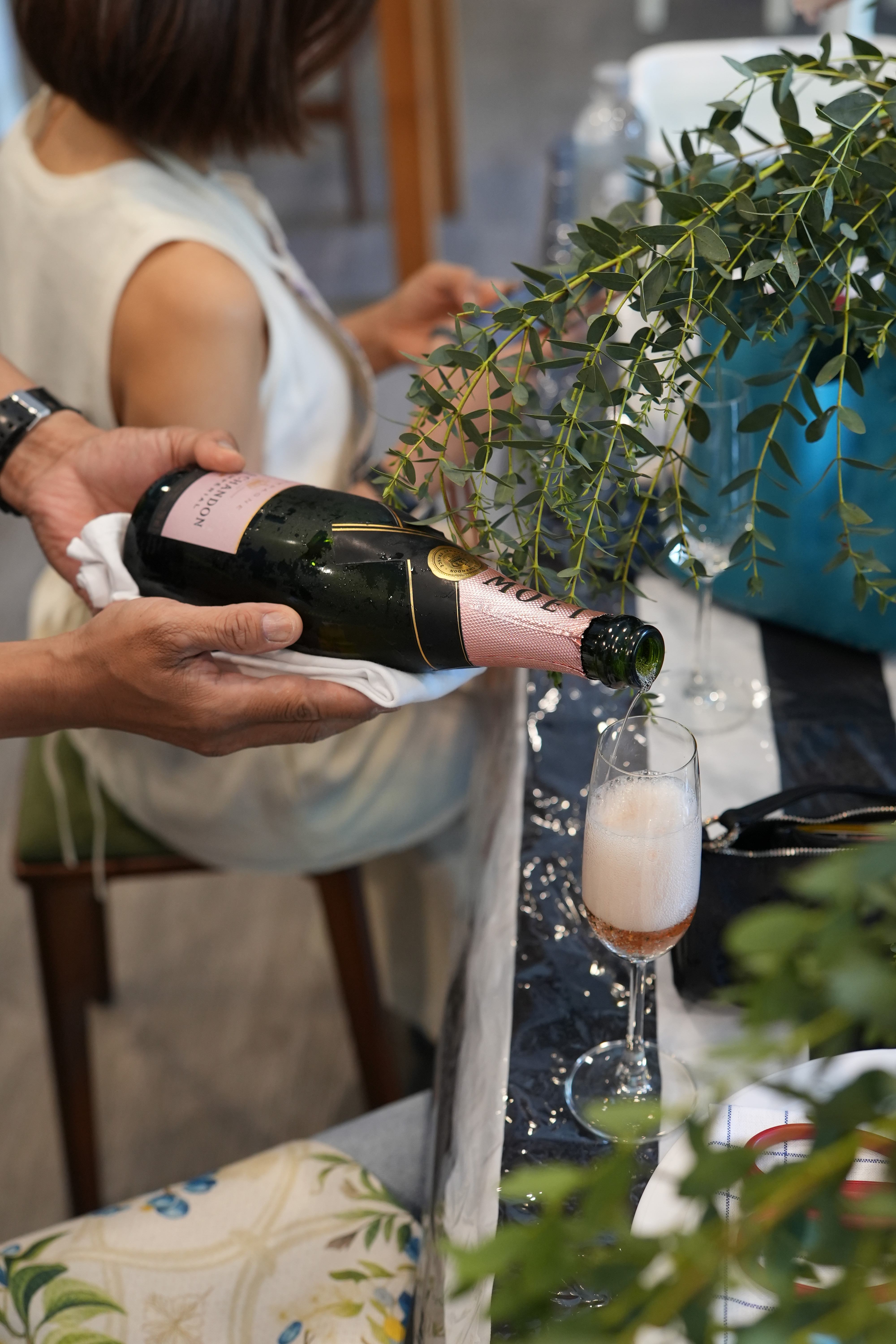 เทแชมเปญ Moët — Jess De Fleur Workshop